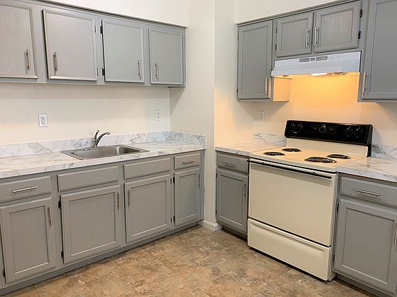 4th image of 1329 W 39th St APT A