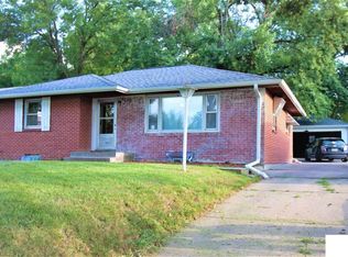 4511 High St, Lincoln, NE 68506