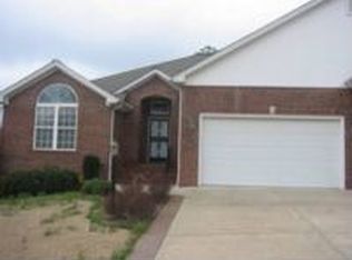185 Cascade Dr, Paducah, KY 42003