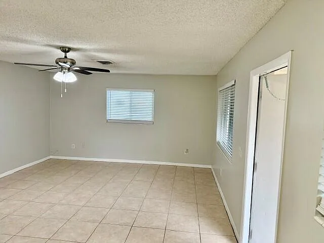 1 bed, 1.0 bath, 700 sqft, $1,650 — Photo 3