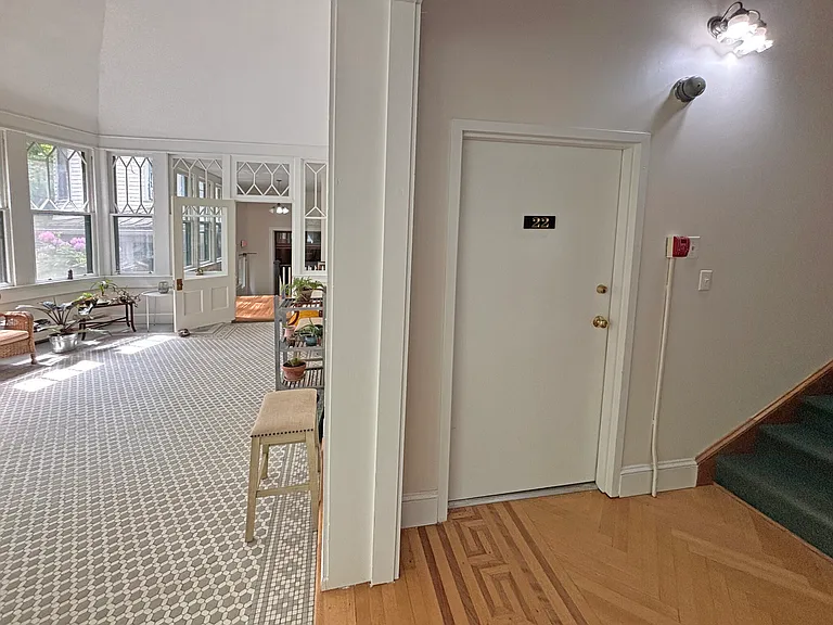 52 Albemarle Pl #22 — Photo 9