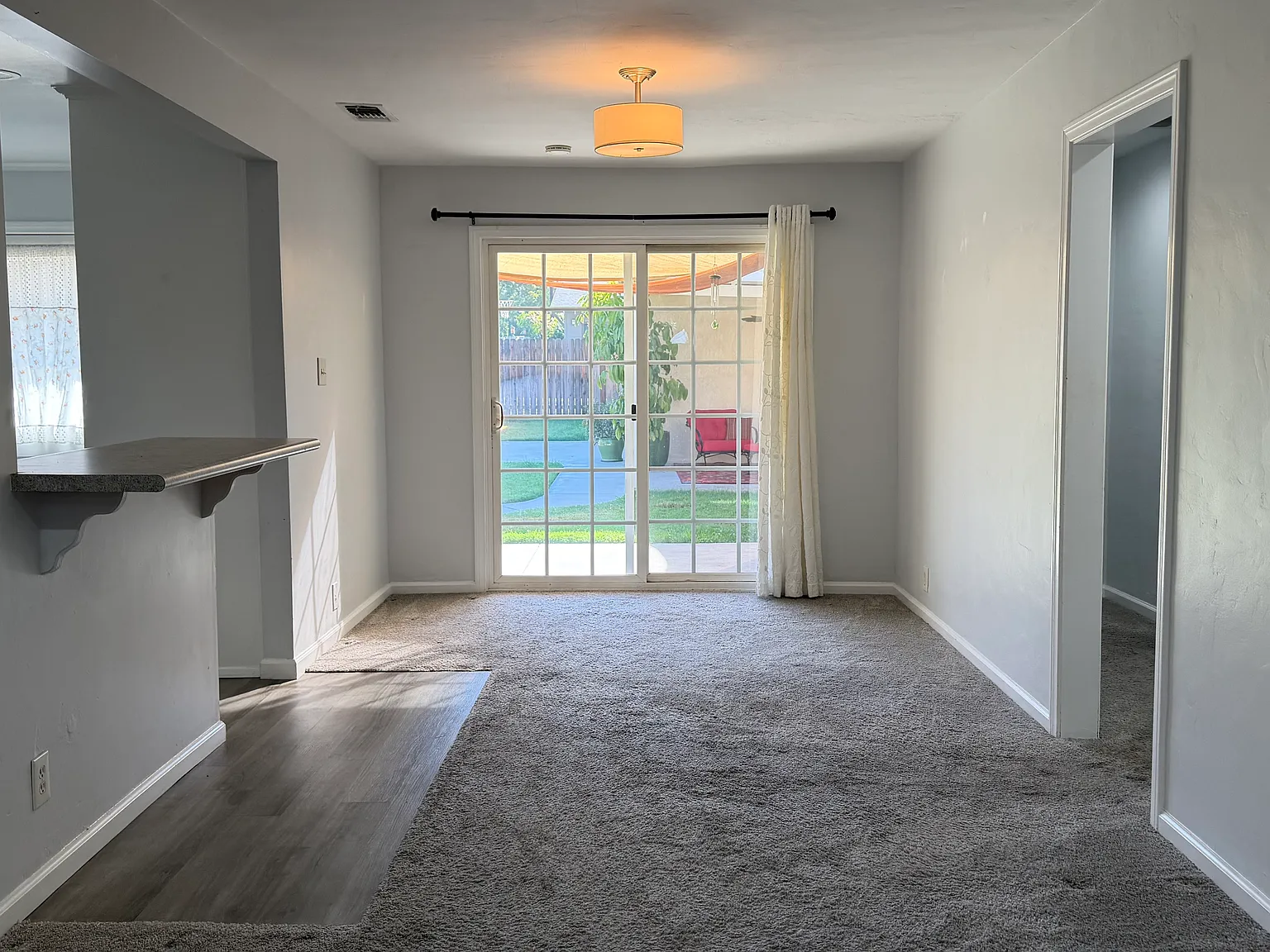 3 bed, 1166 sqft, $3,500 — Photo 4
