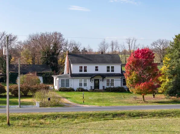 228 Old Farm Rd, Shenandoah, VA 22849