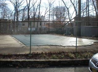 208 Chestnut Pl, Cherry Hill, NJ 08002