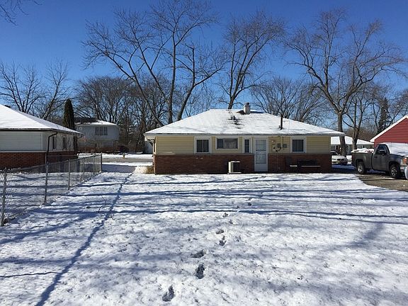 3rd image of 326 Blackhawk Dr