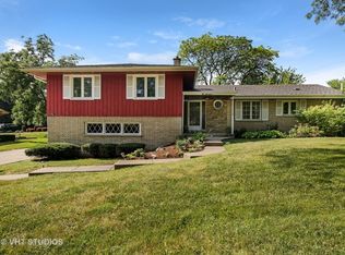 217 39th St, Downers Grove, IL 60515