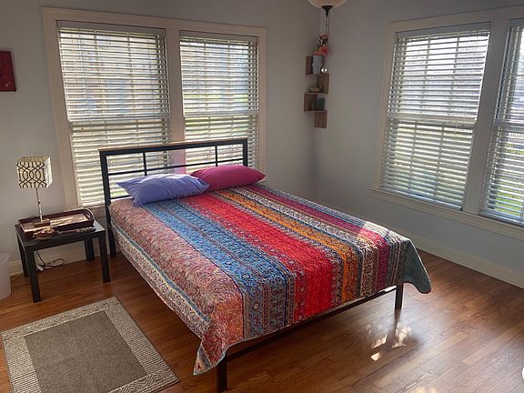 3rd image of 8605 Hathaway Dr
