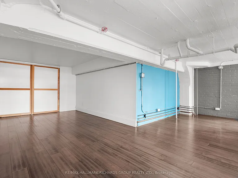 245 Carlaw Ave #202B — Photo 14