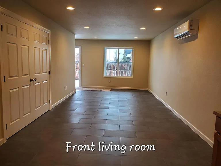210 W Greenfield Ave #2 — Photo 4