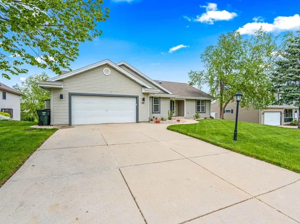 608 Mohr CIRCLE, Waterford, WI 53185