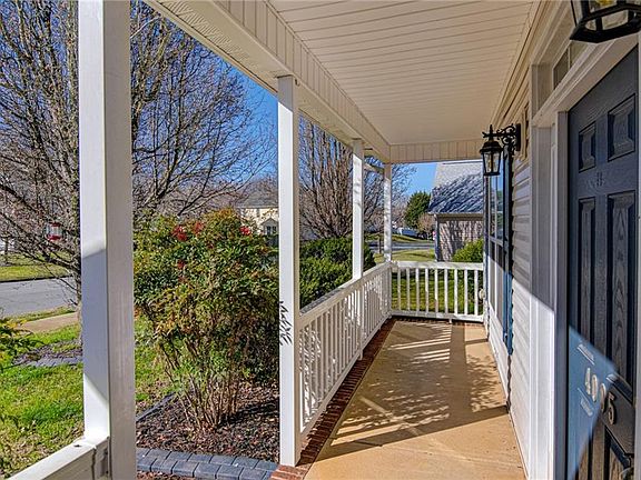 4th image of 4005 Pepperbush Dr