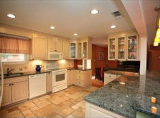 1517 Harbor Oaks Rd, Jacksonville, FL 32207