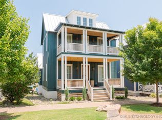 32 Center Ln S, Eufaula, OK 74432