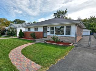 5303 W Otto Pl, Oak Lawn, IL 60453