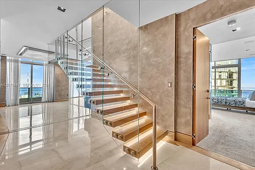 200 Biscayne Boulevard Way #Penthouse 5401 Photo 1