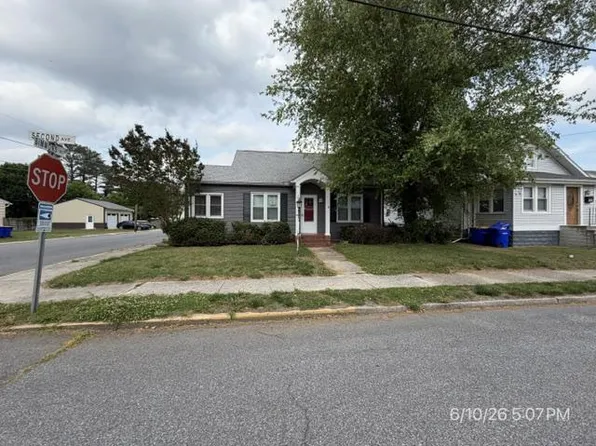 304 2nd Ave, Harrington, DE 19952