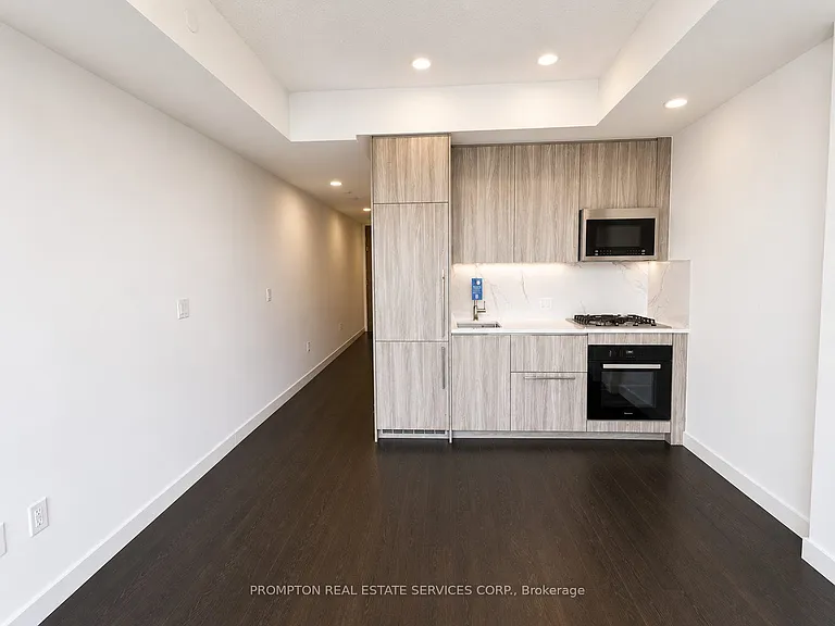 18 Esther Shiner Blvd #1906 — Photo 6