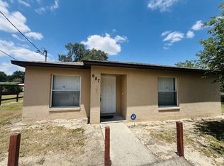 957 Schoolhouse Rd, Lakeland, FL 33813