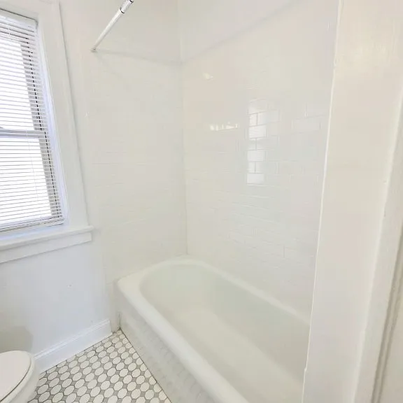 1600 W Estes Ave #3B — Photo 14
