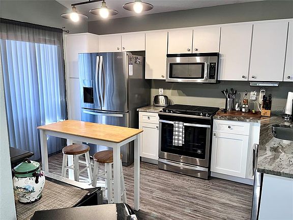 5th image of 8620 Persea Ct