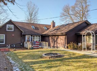 7108 Peterson Ct, Waterford, WI 53185