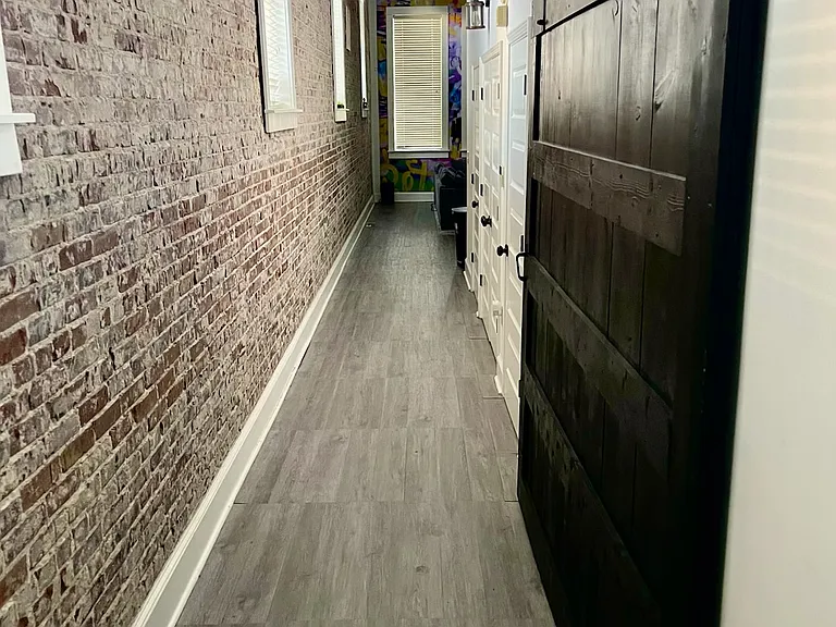 310 S Main St — Photo 2