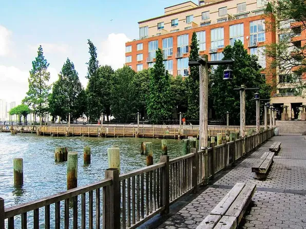 70 Battery Place image 6 of 8