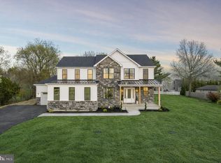 906 S Collegeville Rd, Phoenixville, PA 19460