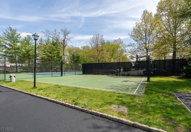 20 Pine Valley — Photo 38