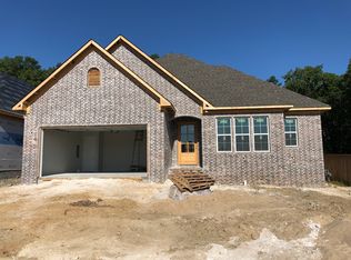 39 Belles Fleurs Cir, Little Rock, AR 72223
