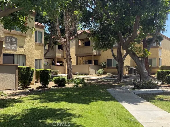 1140 W Blaine St APT 101, Riverside, CA 92507