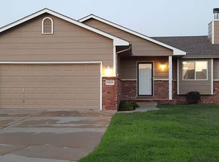 11914 W Grant Ct, Wichita, KS 67209