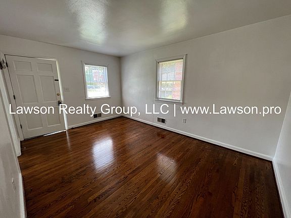 4th image of 338 Forest Hill Ave NE