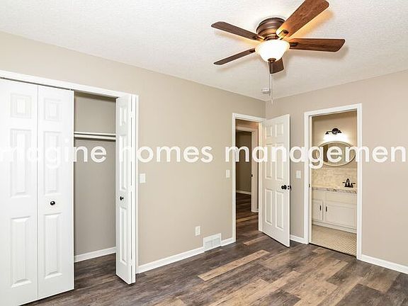 5th image of 10902 Oak Knoll Ter S