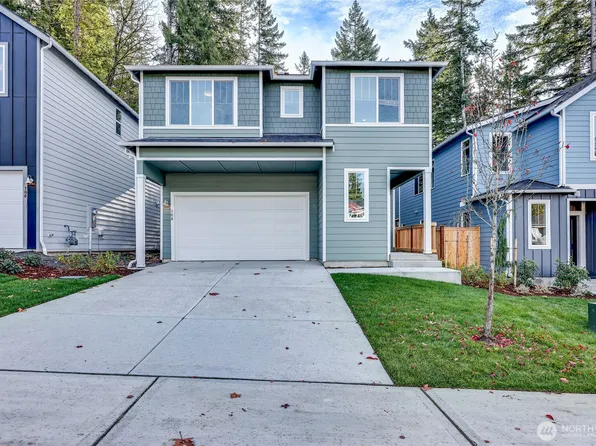 168 NE Shadowhawk Lane, Bremerton, WA 98311