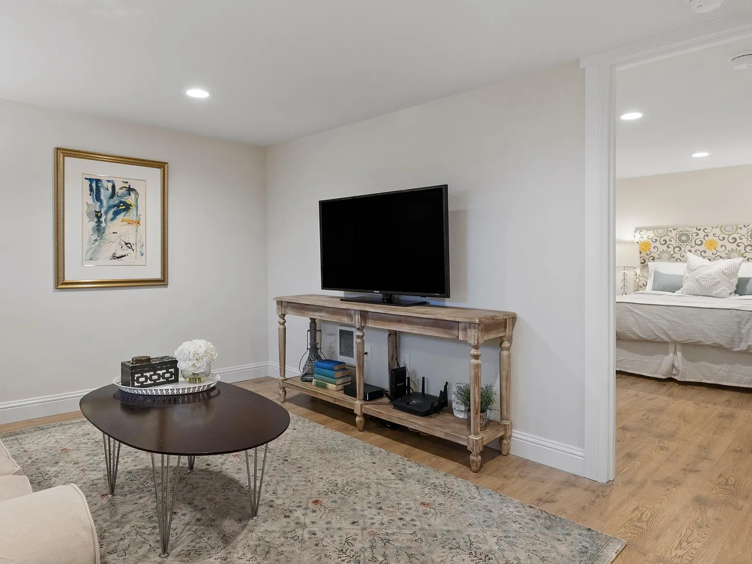 502 N Yakima Ave — Photo 4