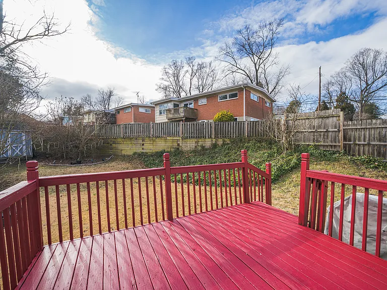 2303 Pinneberg Ave — Photo 49