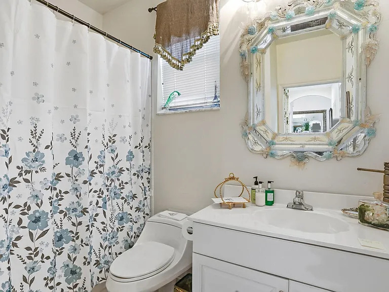 7821 Dorchester Rd — Photo 29