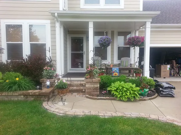 57183 Decora Park Ct, New Haven, MI 48048