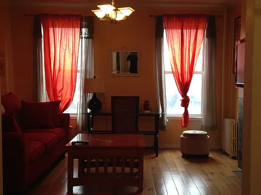 Rented by Sunrise Real Estate | media 21