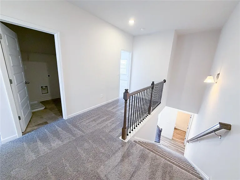 1015 Stiles Ct — Photo 7