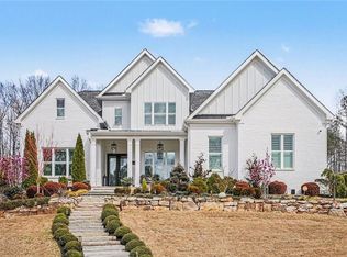 33 Nuttail Ln, Acworth, GA 30127