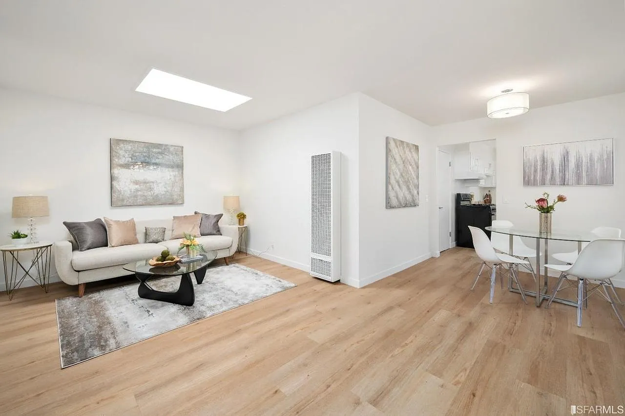 449 Poplar Ave — Photo 4
