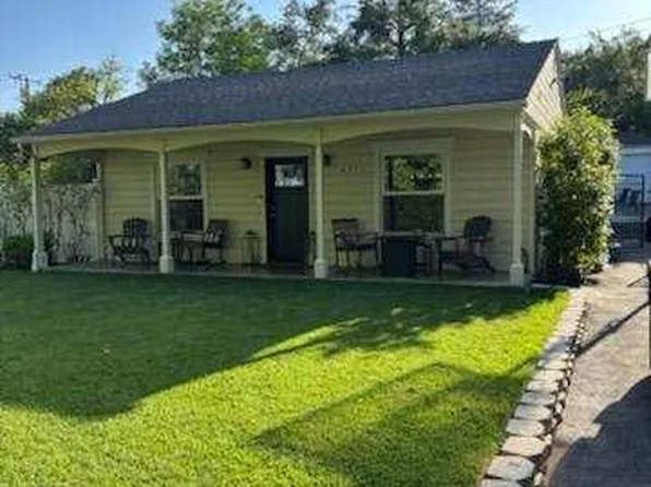4711 Hampton Rd, La Canada Flintridge, CA 91011