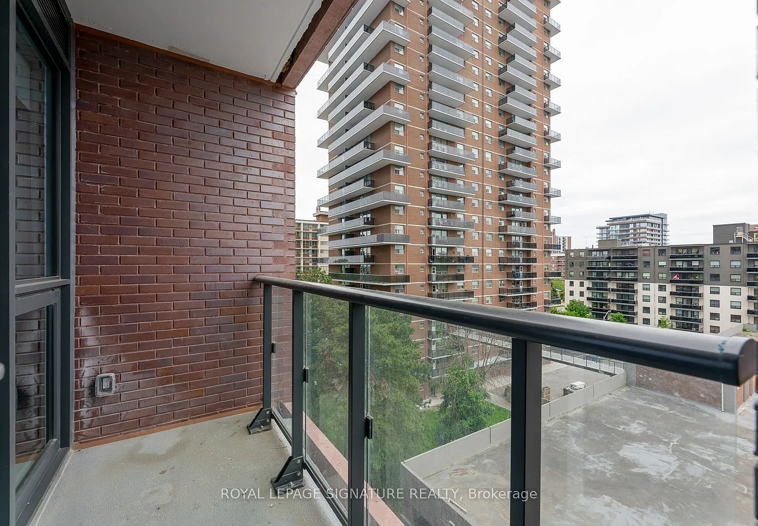 2 bed, $3,200 — Photo 2