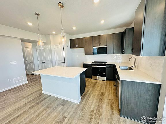 2nd image of 777 Crossbill Ln