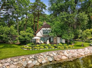 620 Bushaway Rd, Wayzata, MN 55391