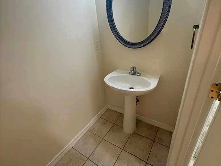 223 Johnson Ct — Photo 14