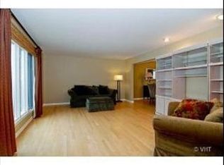 775 Marcie Ct, Deerfield, IL 60015