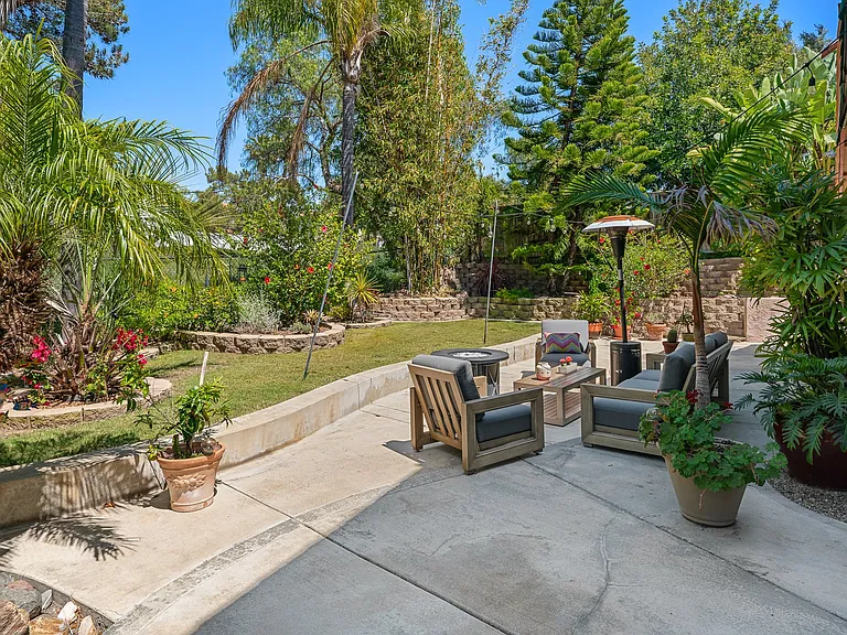5017 Viewridge Way — Photo 36